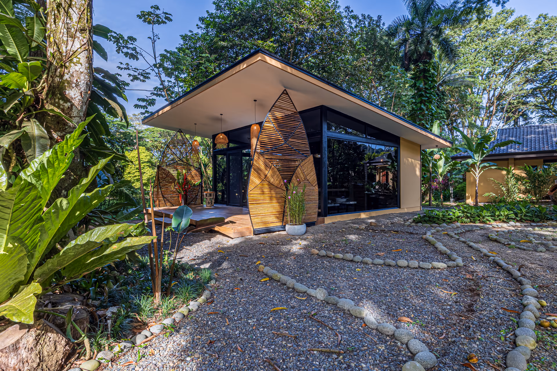 Proyecto de arquitectura tropical de Kreea Studio en Costa Rica
